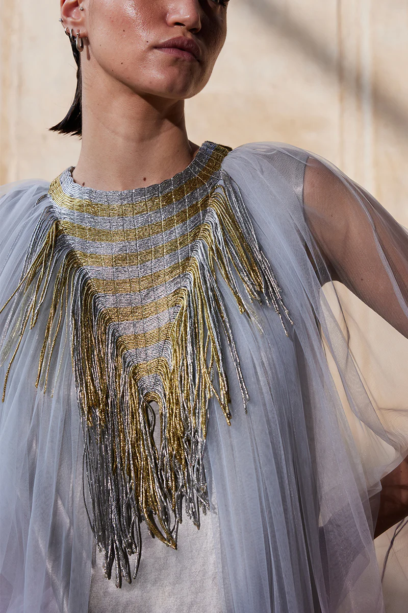 SILVER TRIANGULAR METALLIC TULLE KAFTAN - Image 5